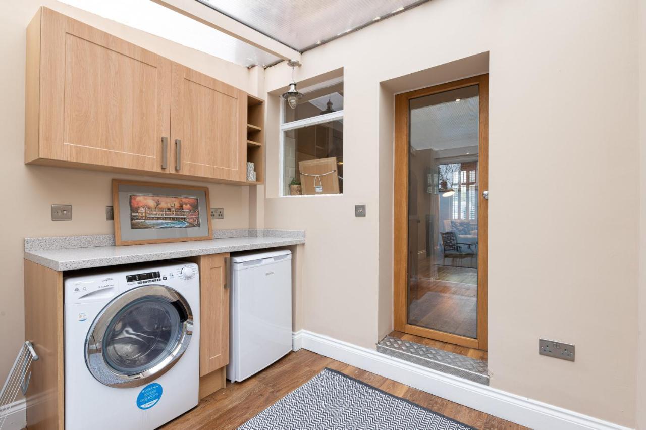 Вилла Besford Square, Shrewsbury Town Экстерьер фото